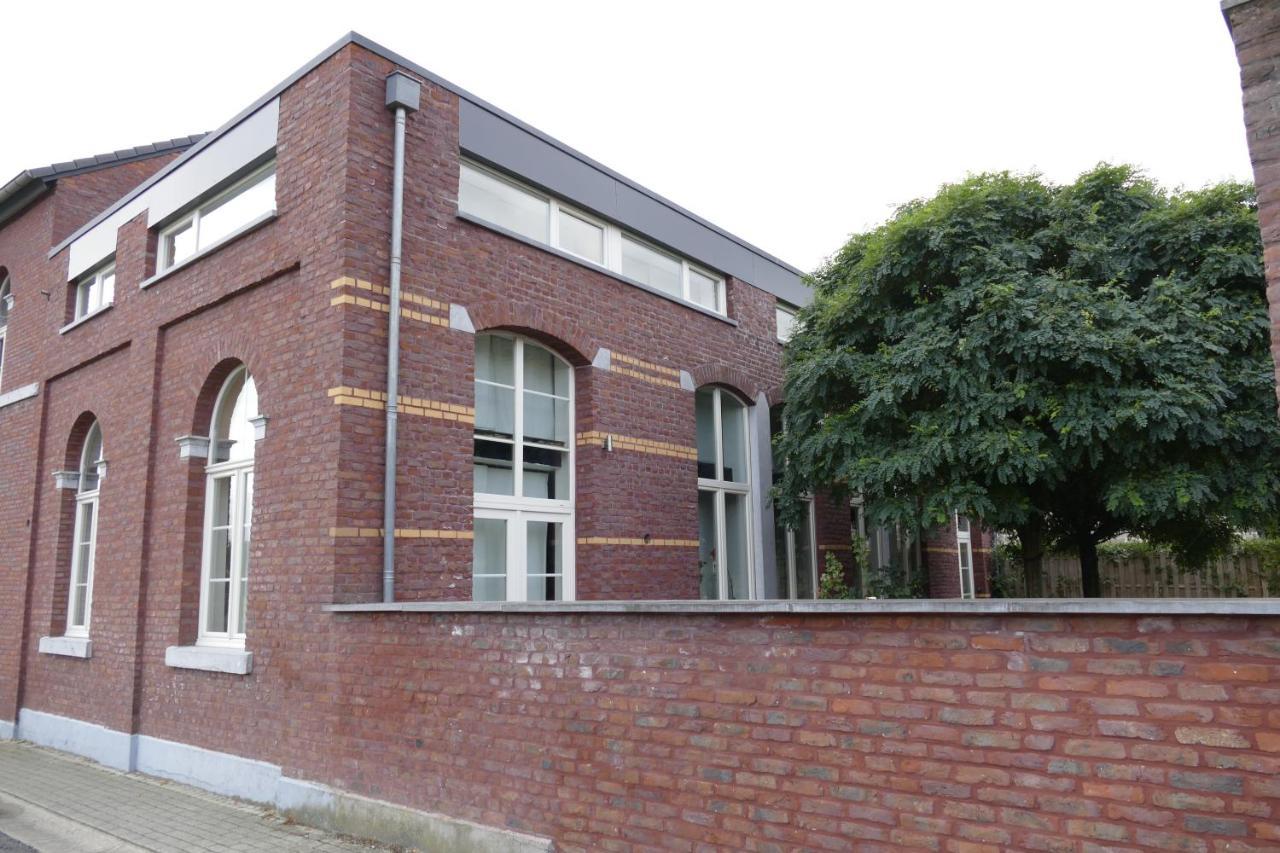 Apartmán De Oude School 4 Pers App Visé Exteriér fotografie